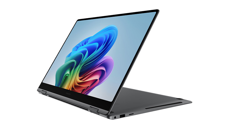 SAMSUNG galaxy book5 pro 360 folded